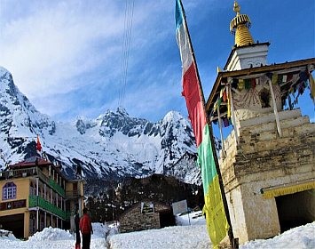 Manaslu Circuit Trek